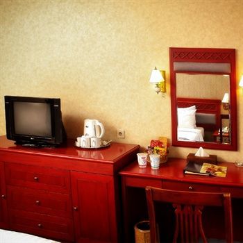 Weta International Hotel Сурабая Экстерьер фото